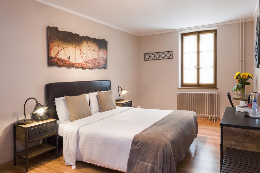Auberge Communale De Carouge Luaran gambar