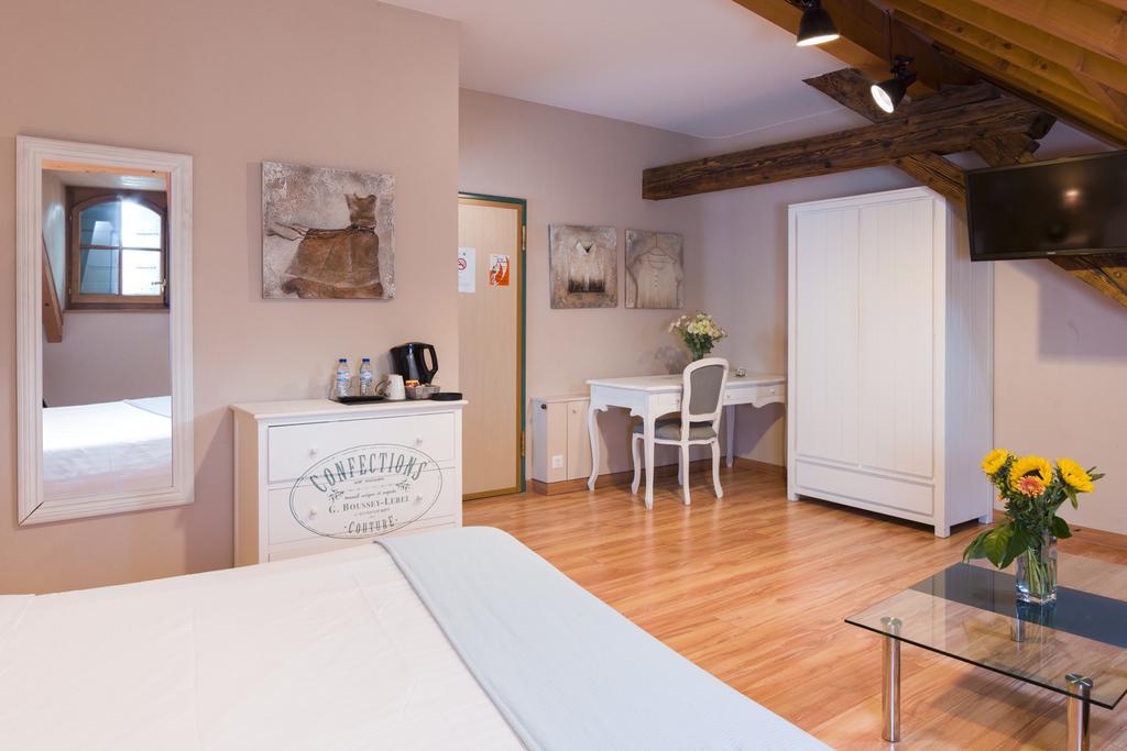Auberge Communale De Carouge Luaran gambar