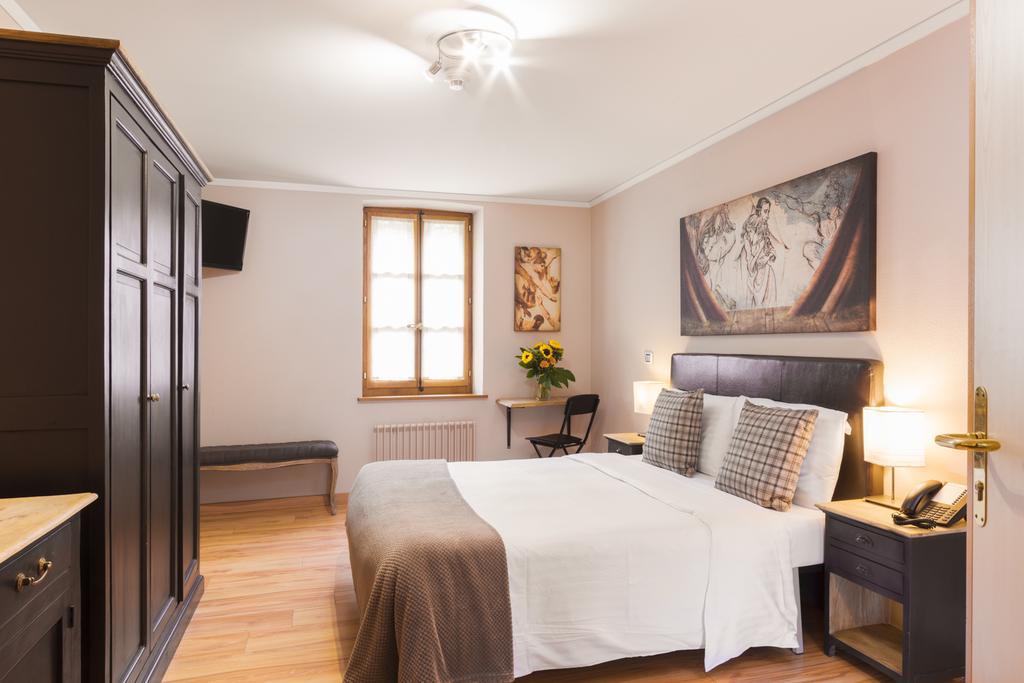 Auberge Communale De Carouge Luaran gambar