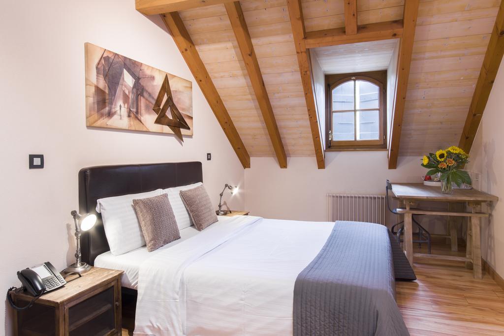 Auberge Communale De Carouge Luaran gambar
